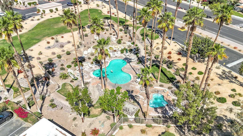 78179 Crimson Court, La Quinta, California 92253 home-pic-33