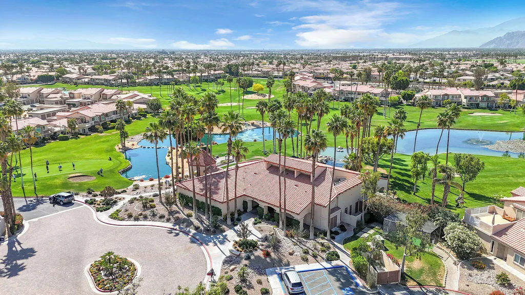 78179 Crimson Court, La Quinta, California 92253 home-pic-35