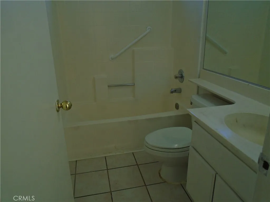 37739 Cardiff, Palmdale, California 93550 home-pic-11