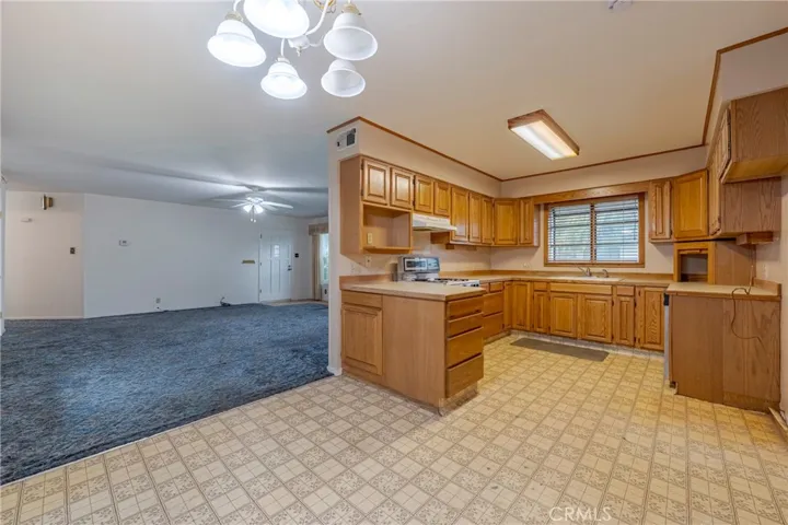 1665 Patricia, Merced, California 95340