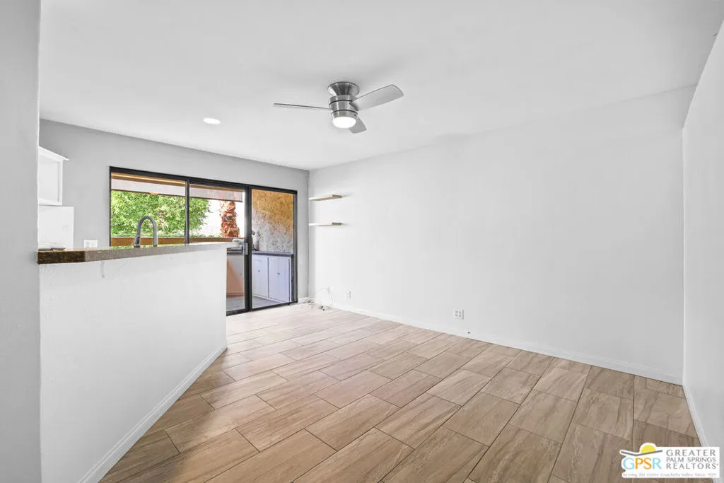 5300 E Waverly Drive N5108, Palm Springs, California 92264 home-pic-4