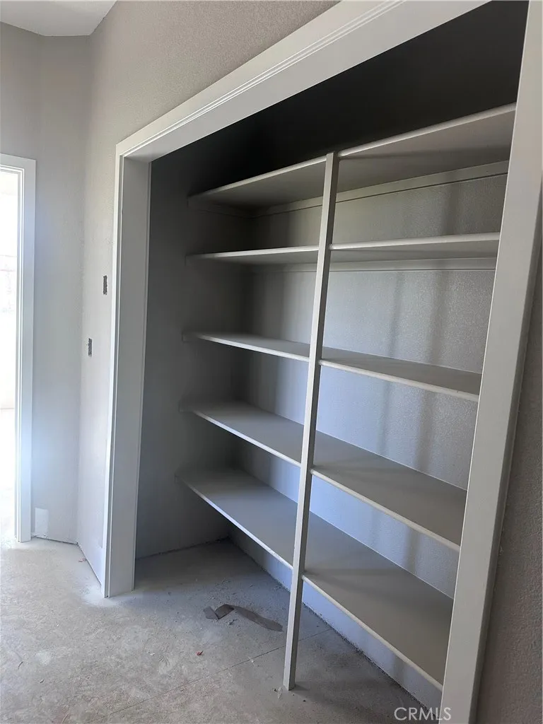 464 Aaron Court, Atwater, California 95301 home-pic-7