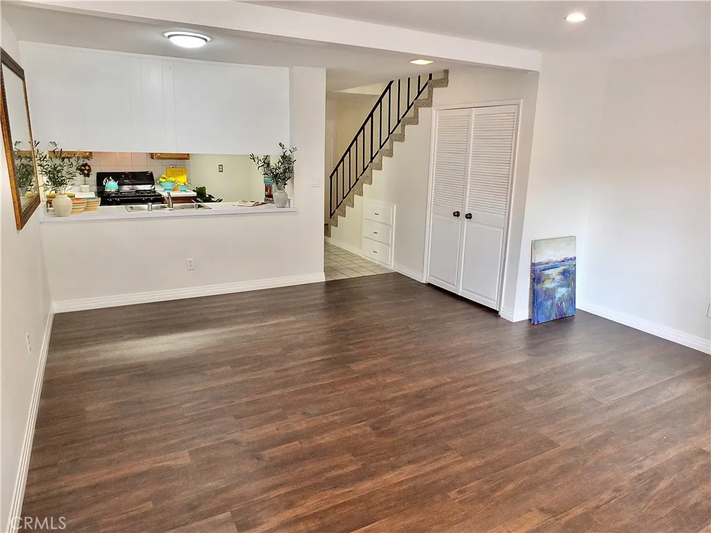 1136 S Dover, Anaheim, California 92805 home-pic-3