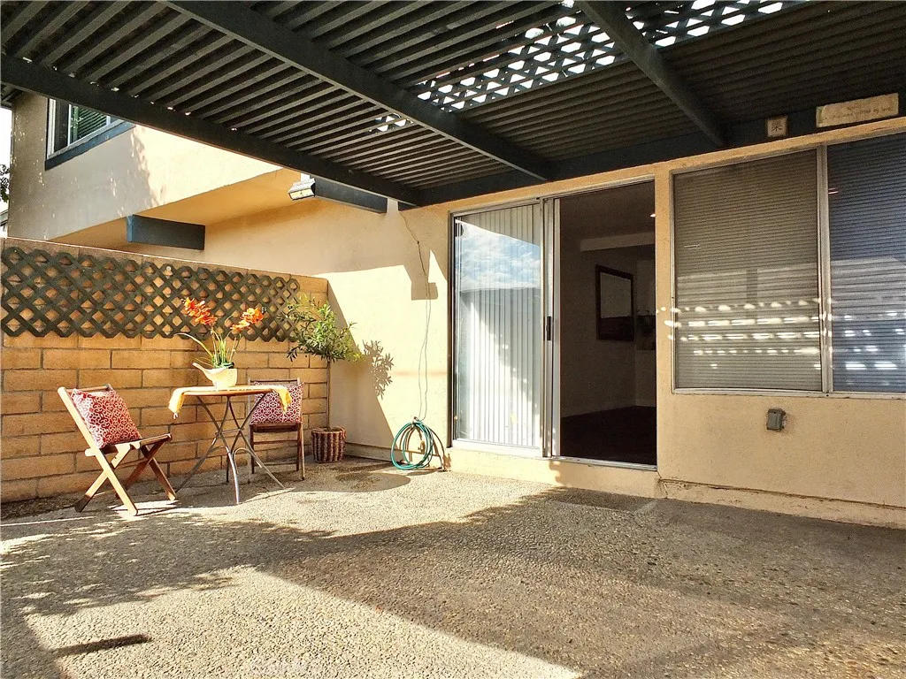 1136 S Dover, Anaheim, California 92805 home-pic-17