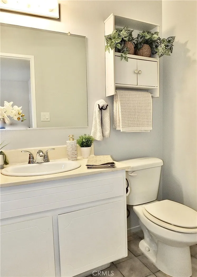 1136 S Dover, Anaheim, California 92805 home-pic-8