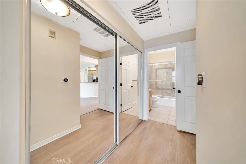 4400 Cartwright, Toluca Lake, California 91602 home-pic-17