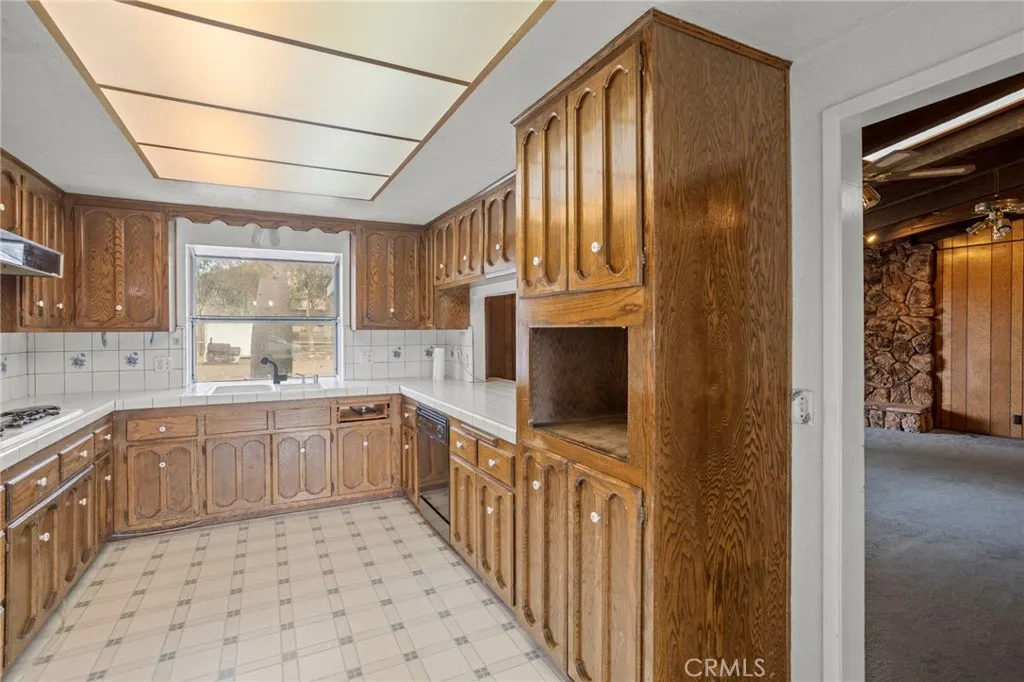 2737 Bronco, Norco, California 92860 home-pic-6