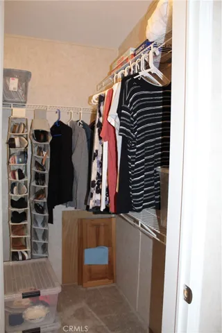 Walk in closet
