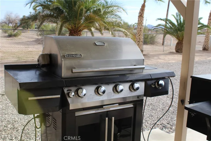 Propane bbq included with sale