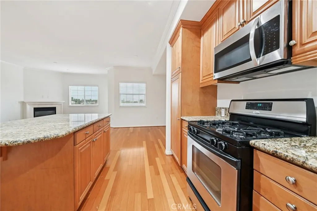 1437 Lomita Boulevard 319, Harbor City, California 90710 home-pic-8