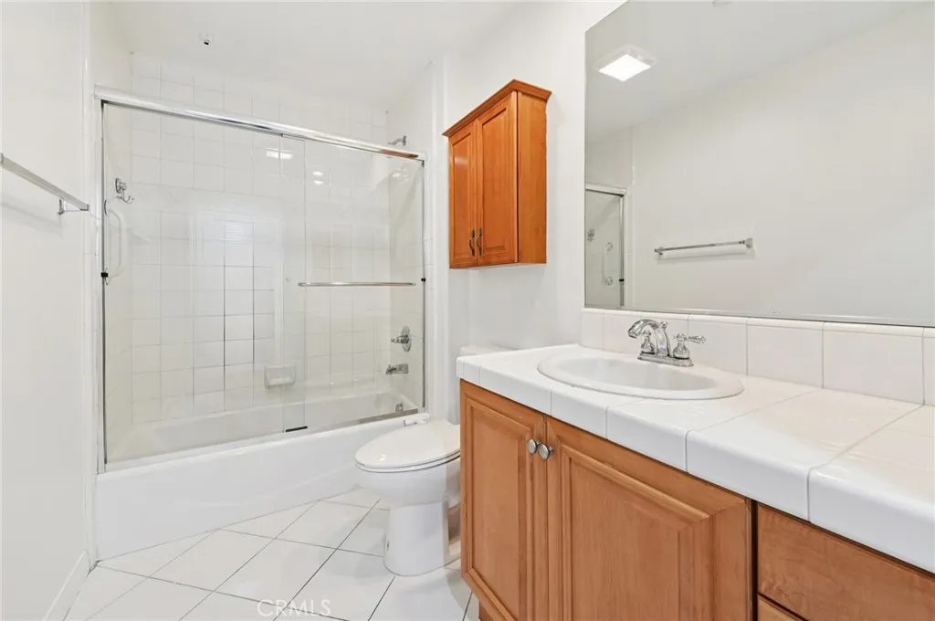 1437 Lomita Boulevard 319, Harbor City, California 90710 home-pic-12