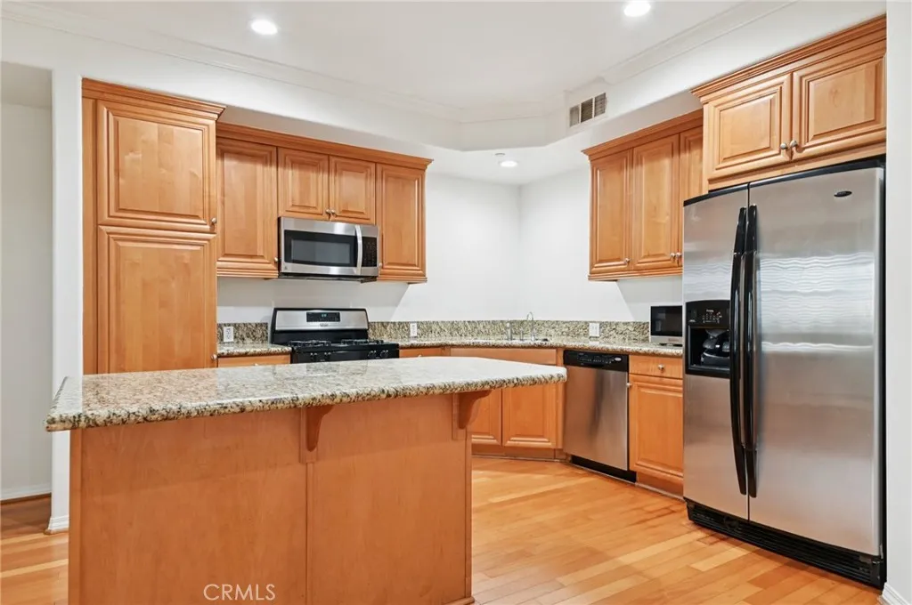1437 Lomita Boulevard 319, Harbor City, California 90710 home-pic-10