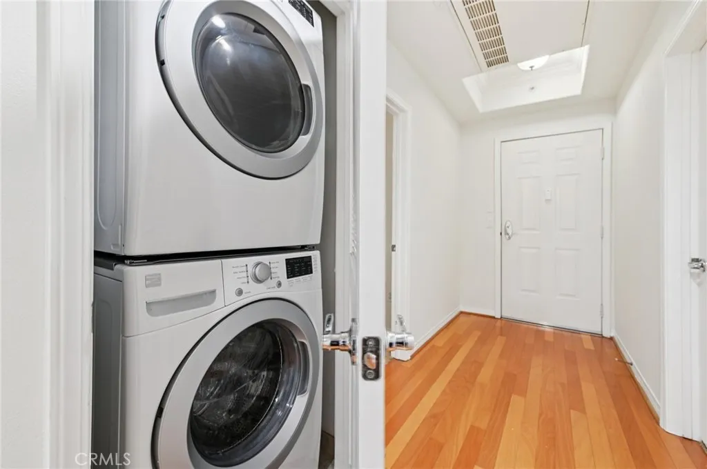 1437 Lomita Boulevard 319, Harbor City, California 90710 home-pic-11