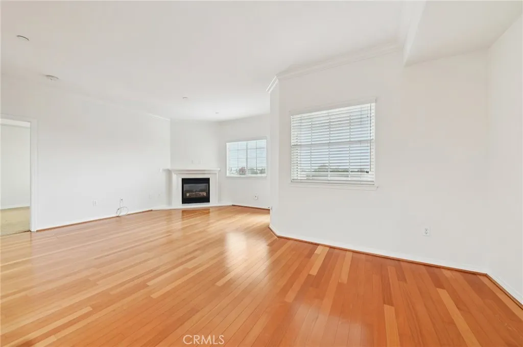 1437 Lomita Boulevard 319, Harbor City, California 90710 home-pic-1