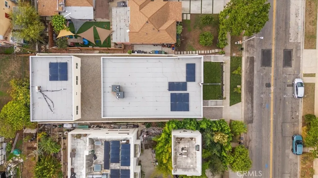 642 E Fairview Boulevard, Inglewood, California 90302 home-pic-5