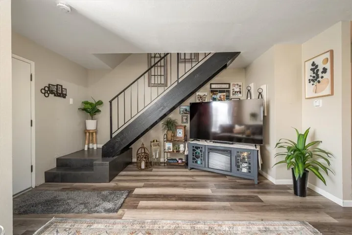 1321 N Bradley 20, Santa Maria, California 93454