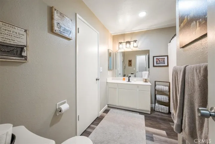 1321 N Bradley 20, Santa Maria, California 93454
