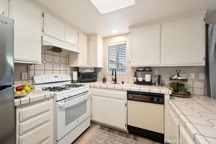 1321 N Bradley 20, Santa Maria, California 93454