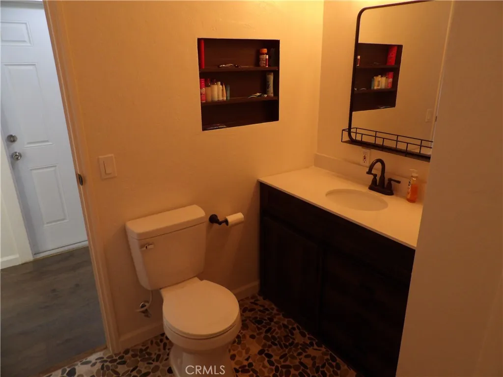 38967 Deerbrook Ln, Squaw Valley, California 93675 home-pic-25