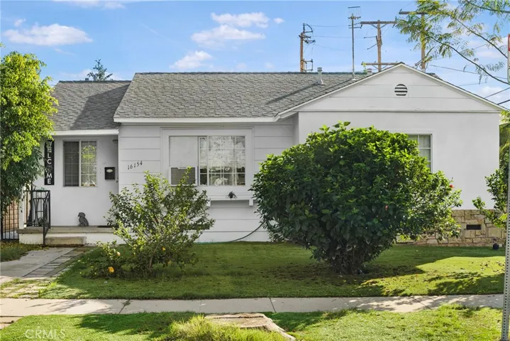 16154 Gilmore, Van Nuys, California 91406