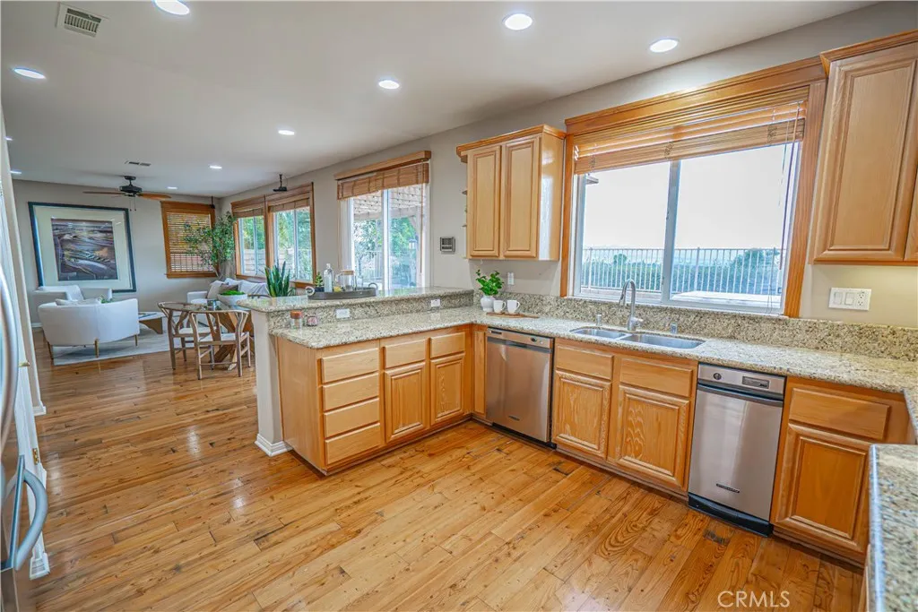 28419 Hidden Hills, Santa Clarita, California 91390 home-pic-16