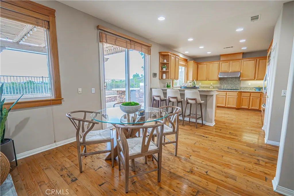 28419 Hidden Hills, Santa Clarita, California 91390 home-pic-11