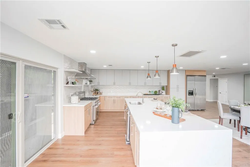 20232 Evening Breeze, Walnut, California 91789 home-pic-33