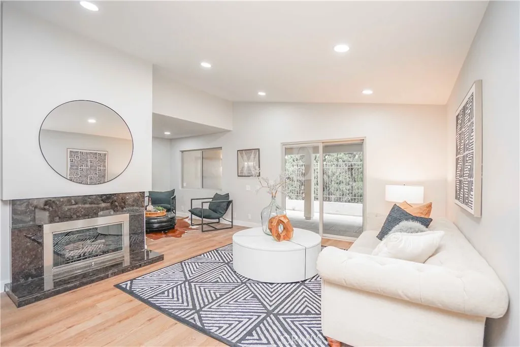 20232 Evening Breeze, Walnut, California 91789 home-pic-13