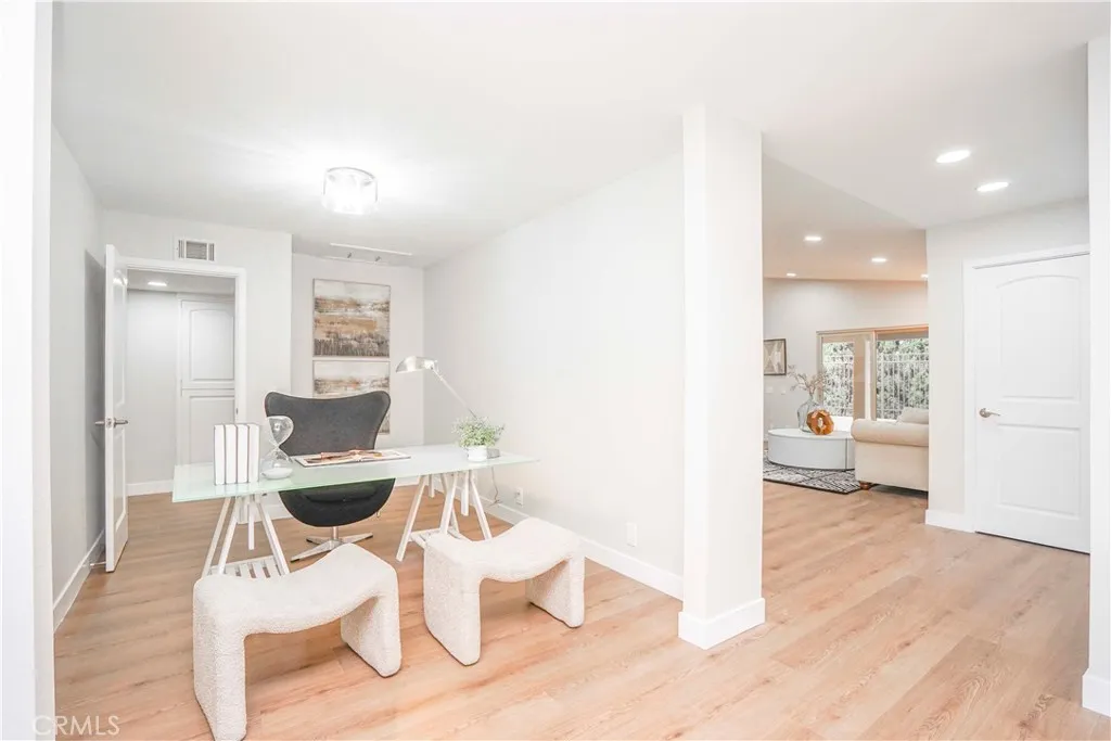 20232 Evening Breeze, Walnut, California 91789 home-pic-5