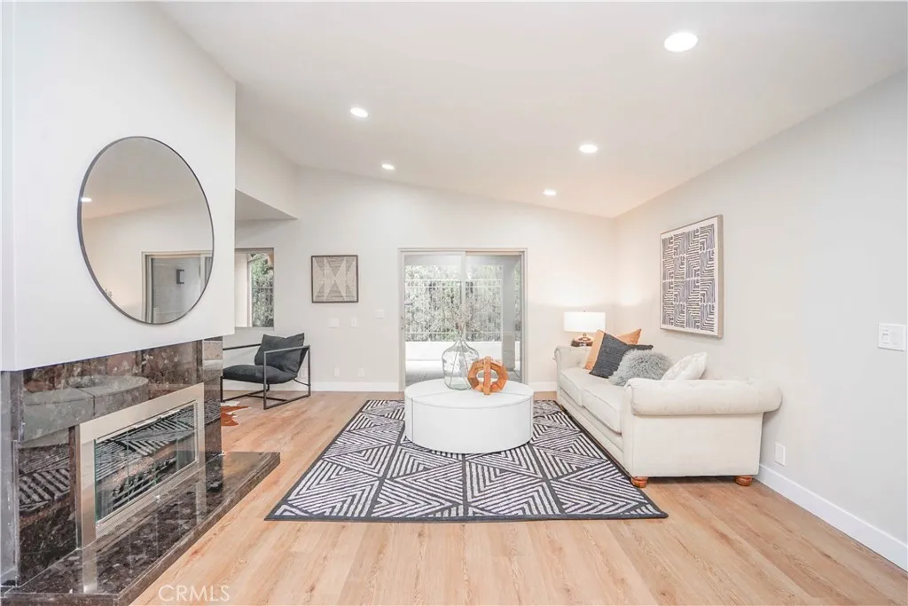 20232 Evening Breeze, Walnut, California 91789 home-pic-12