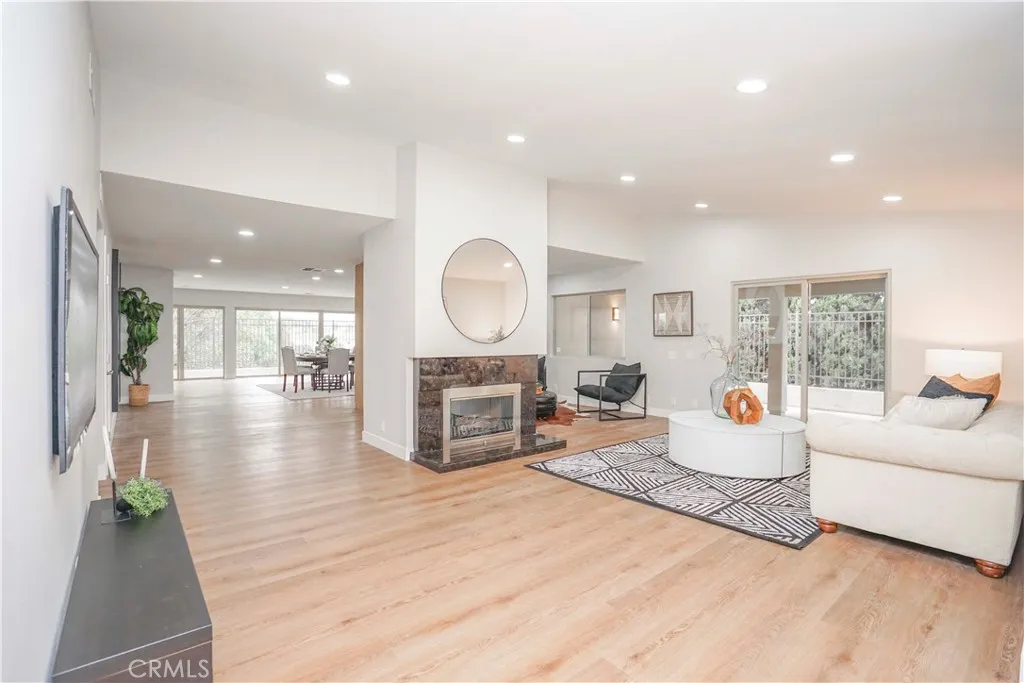 20232 Evening Breeze, Walnut, California 91789 home-pic-11