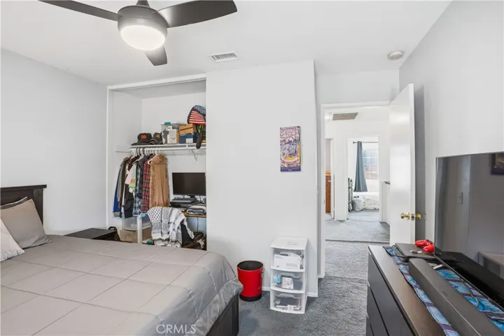 517 Louisville, Hemet, California 92545