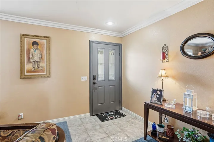 517 Louisville, Hemet, California 92545
