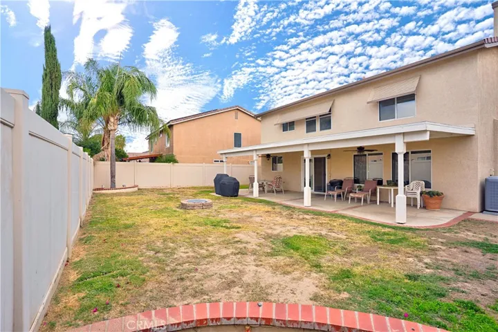517 Louisville, Hemet, California 92545