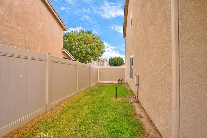 517 Louisville, Hemet, California 92545