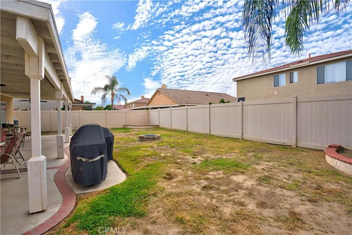 517 Louisville, Hemet, California 92545