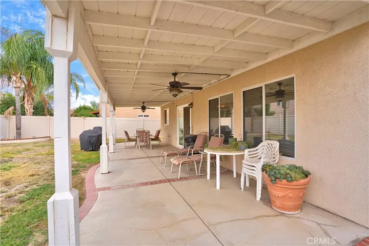 517 Louisville, Hemet, California 92545