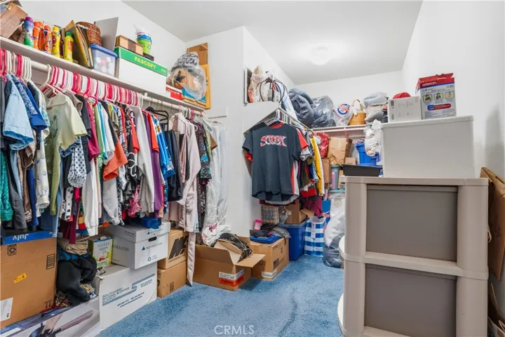 517 Louisville, Hemet, California 92545