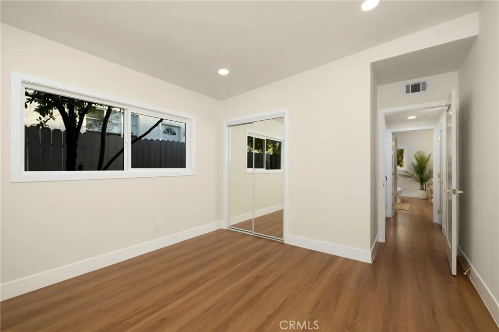 5611 Babbitt, Encino, California 91316 home-pic-22