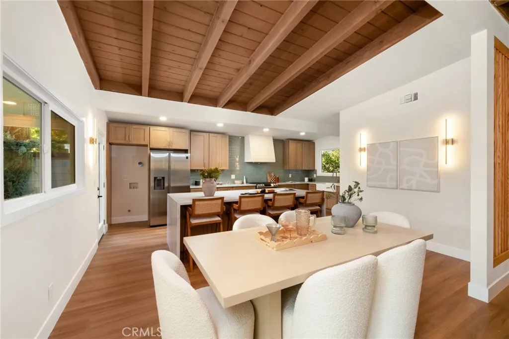 5611 Babbitt, Encino, California 91316 home-pic-5