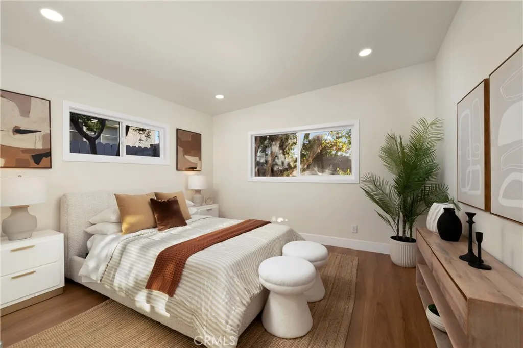 5611 Babbitt, Encino, California 91316 home-pic-18