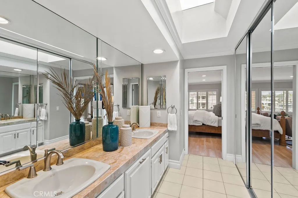 16712 Baruna, Huntington Beach, California 92649 home-pic-23