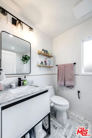 1591 Yosemite Drive, Los Angeles, California 90041