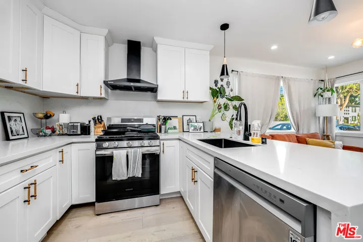 1591 Yosemite Drive, Los Angeles, California 90041
