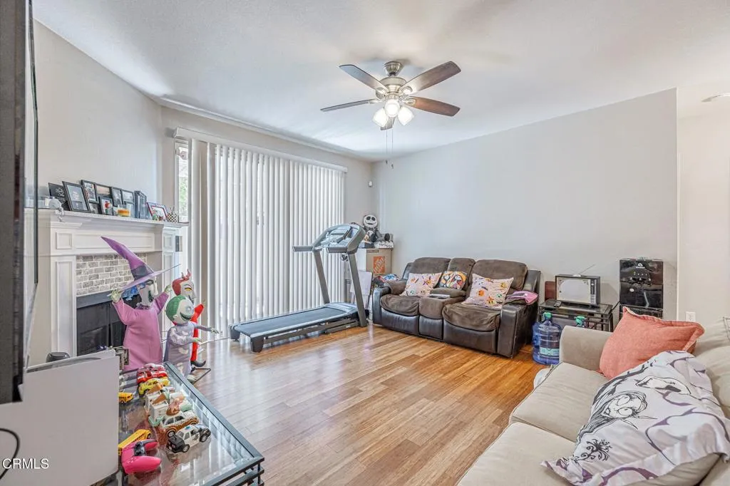 2821 W Avenue K12 218, Lancaster, California 93536 home-pic-2