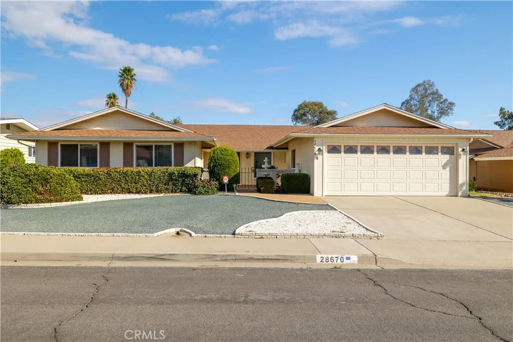 28670 Portsmouth, Menifee, California 92586 home-pic-1
