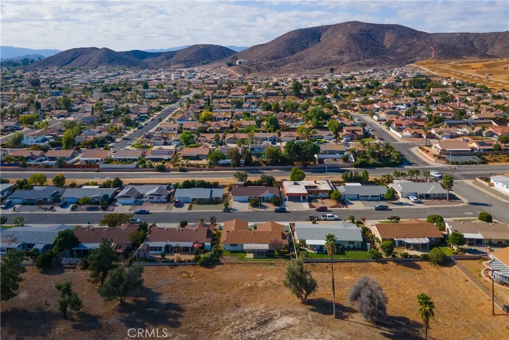 28670 Portsmouth, Menifee, California 92586 home-pic-31