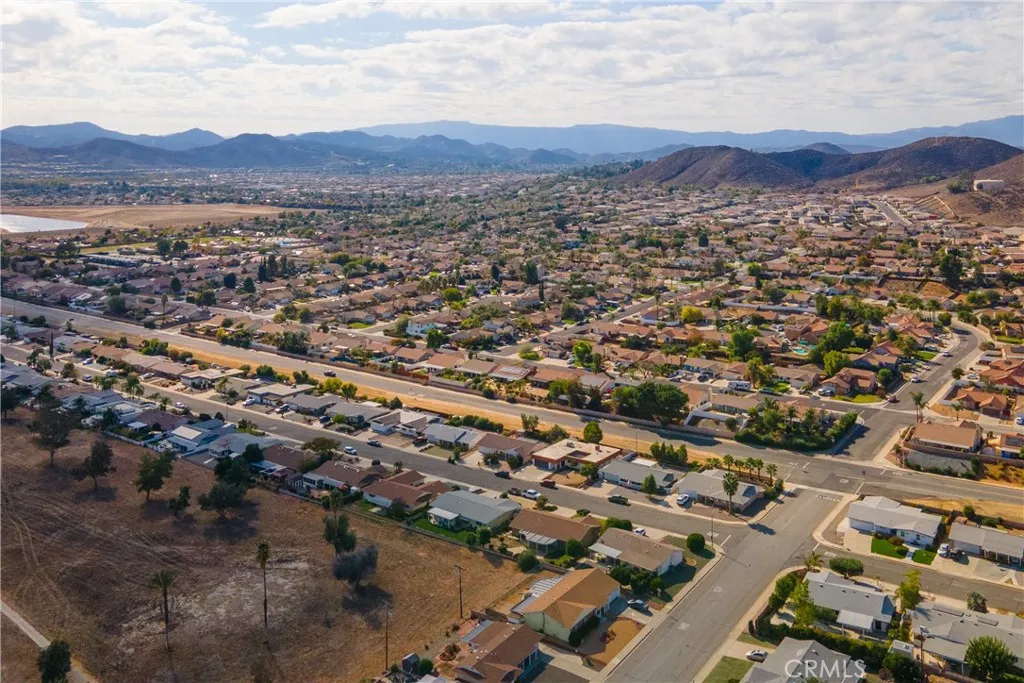 28670 Portsmouth, Menifee, California 92586 home-pic-30