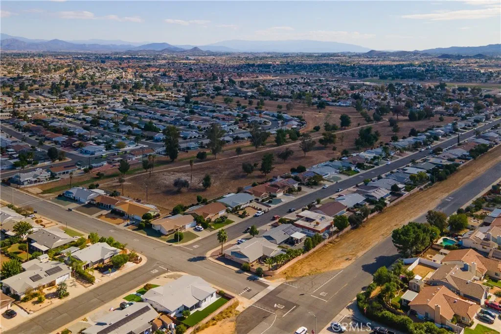 28670 Portsmouth, Menifee, California 92586 home-pic-29