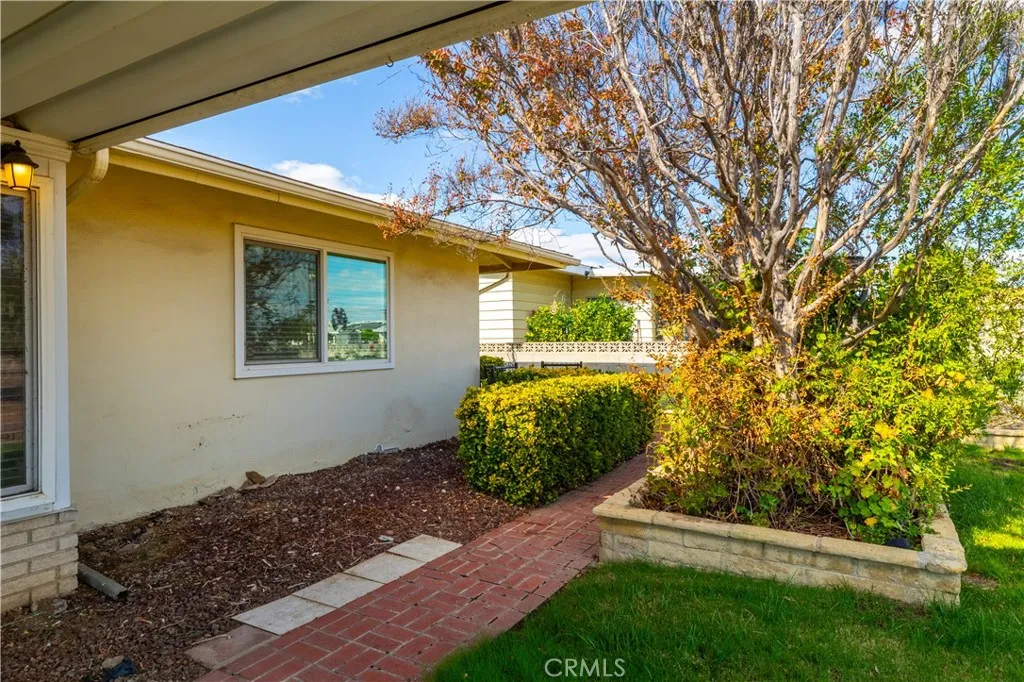 28670 Portsmouth, Menifee, California 92586 home-pic-32